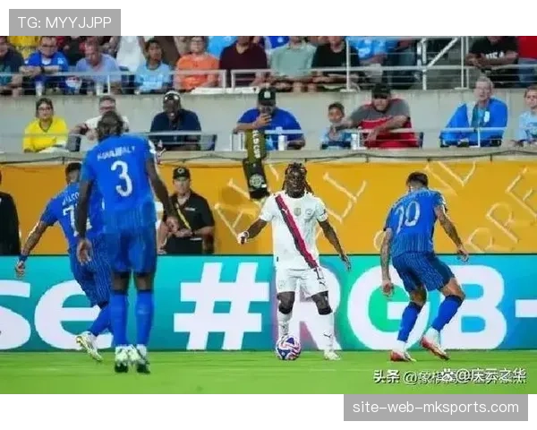 利雅得新月3比1逆转吉达国民，沙特联强强对话精彩纷呈